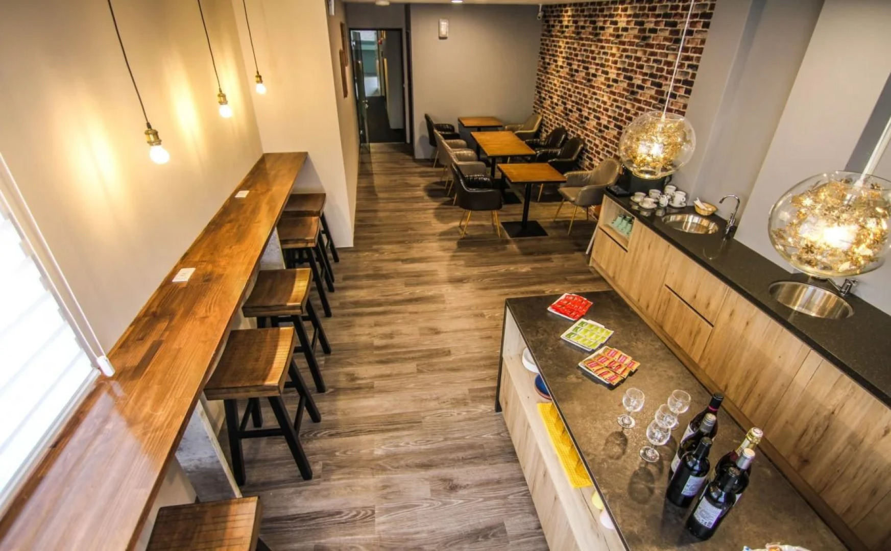 SunMoonLake Loft Inn