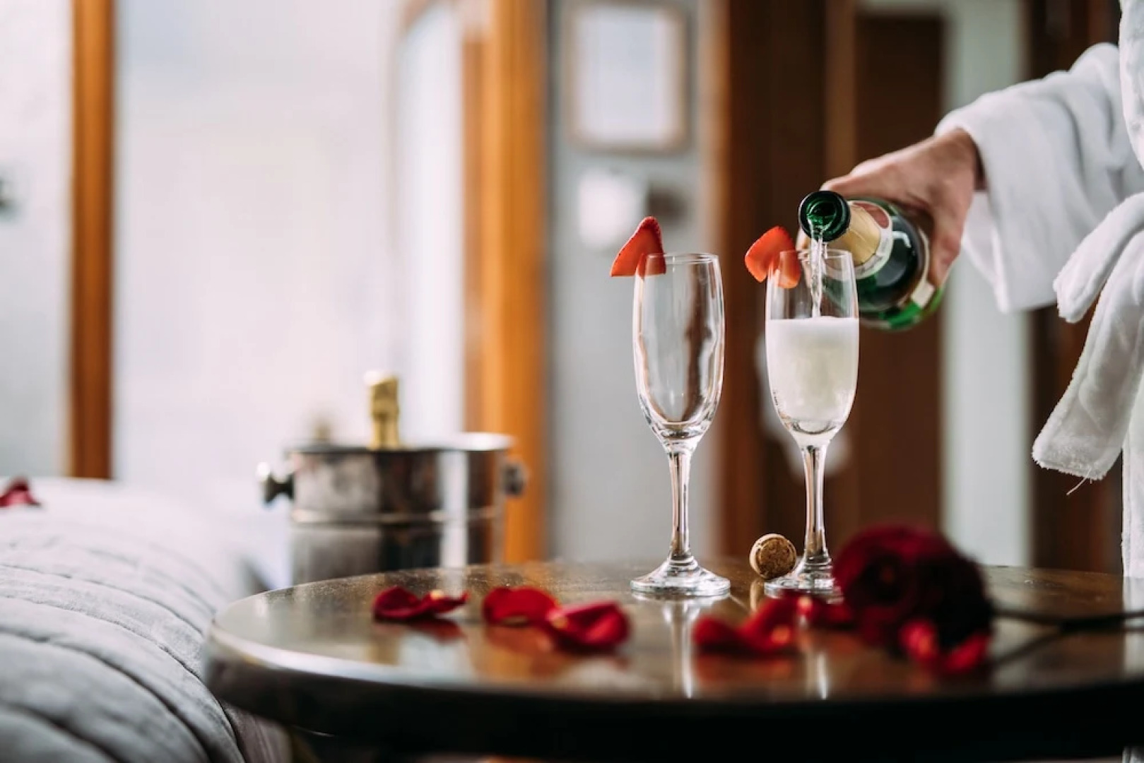 The Valley Hotel & Carriage Gardens