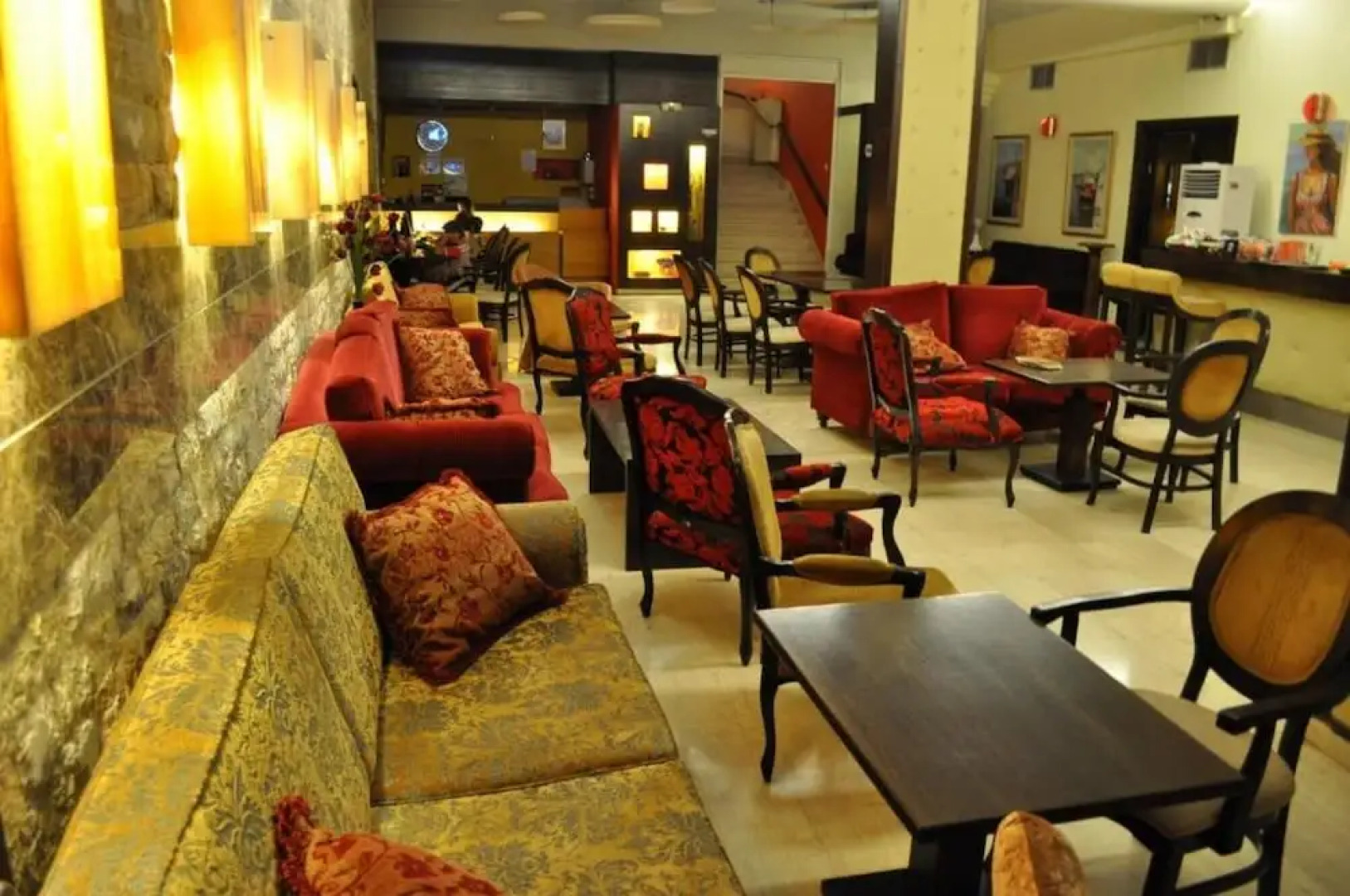 Okeania Seafront Rooms in Kamena Vourla