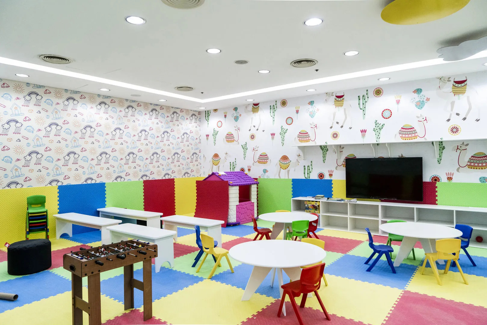 Mercure Dubai Barsha Heights Hotel Suites And Apartments