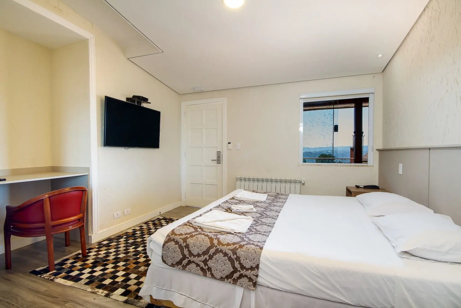 Chris Wellness Resort Hotel