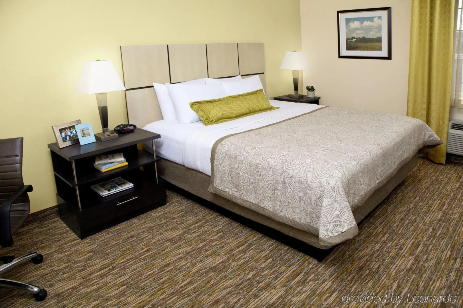 Sonesta Simply Suites Detroit Ann Arbor