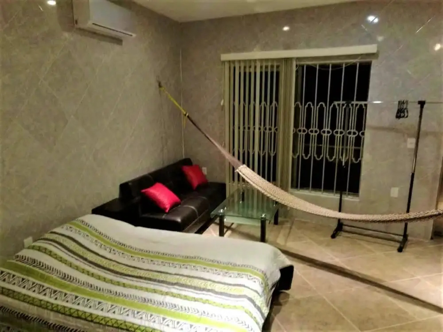 Kaeli's Caribbean Studios