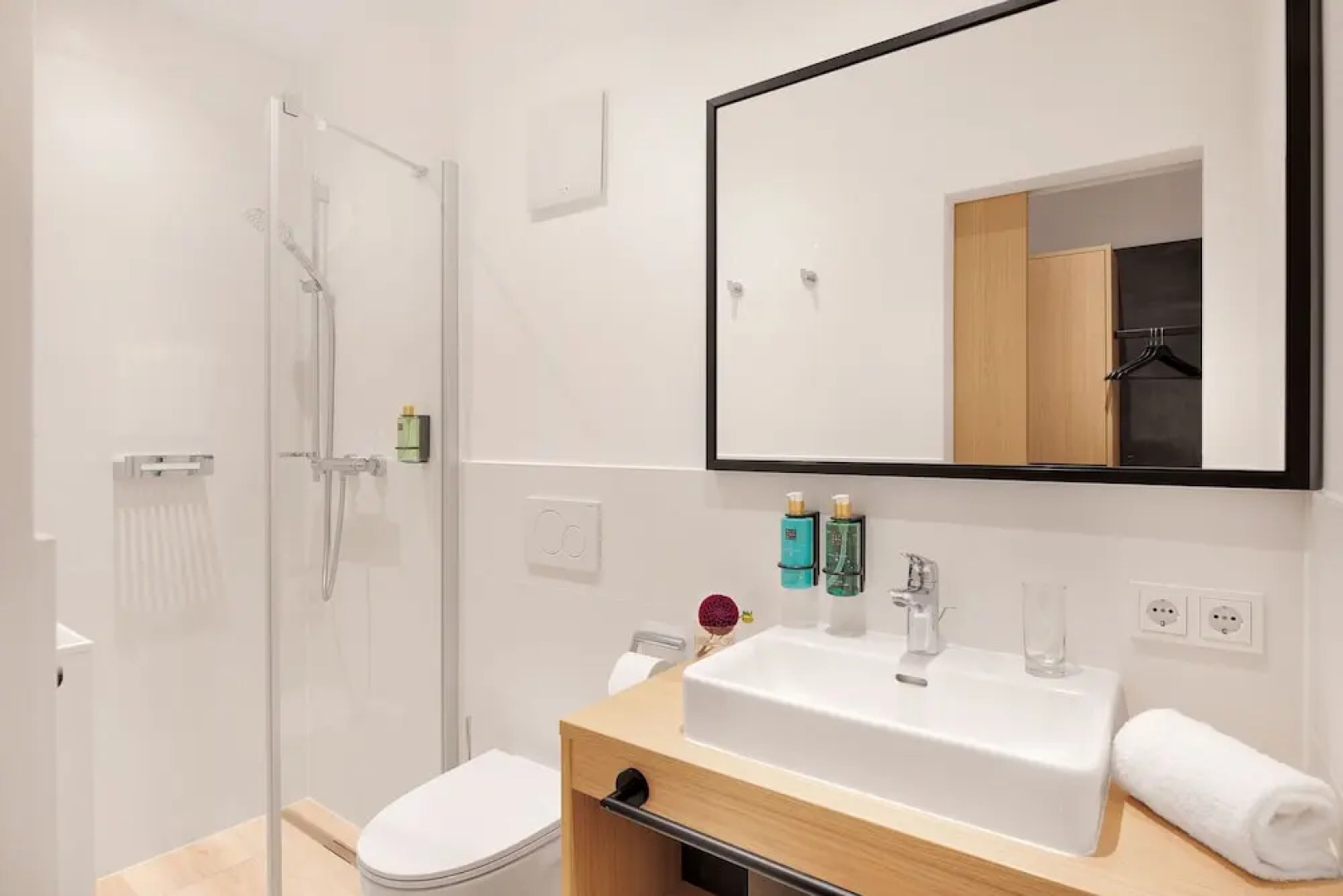 Stadthotel Oberndorf - 24h Self Check-In Terminal