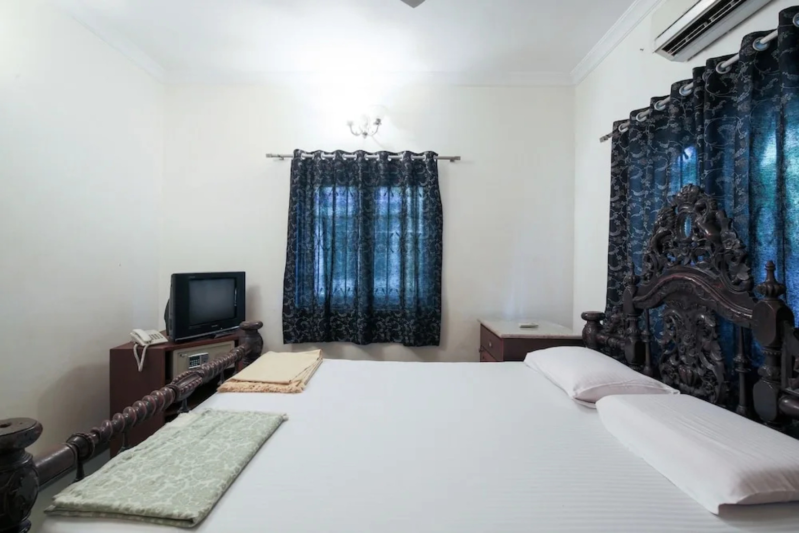 GuestHouser 3 BHK Villa 5c00