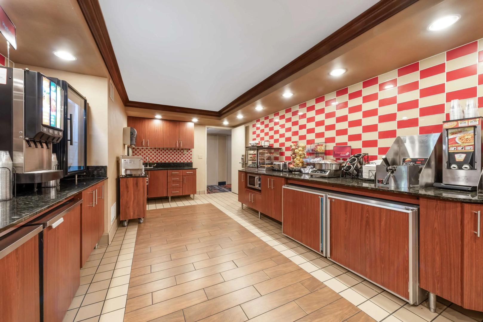 Best Western Plus White Bear Country Inn