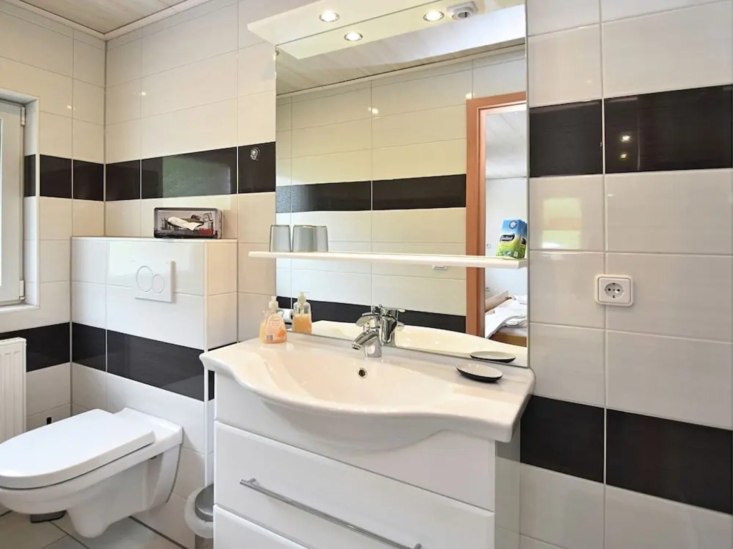 Paradisiacal Apartment in Wieden With Garden