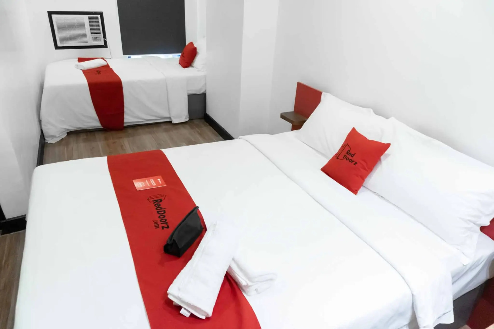 RedDoorz Plus Near Bamboo Organ Las Piñas