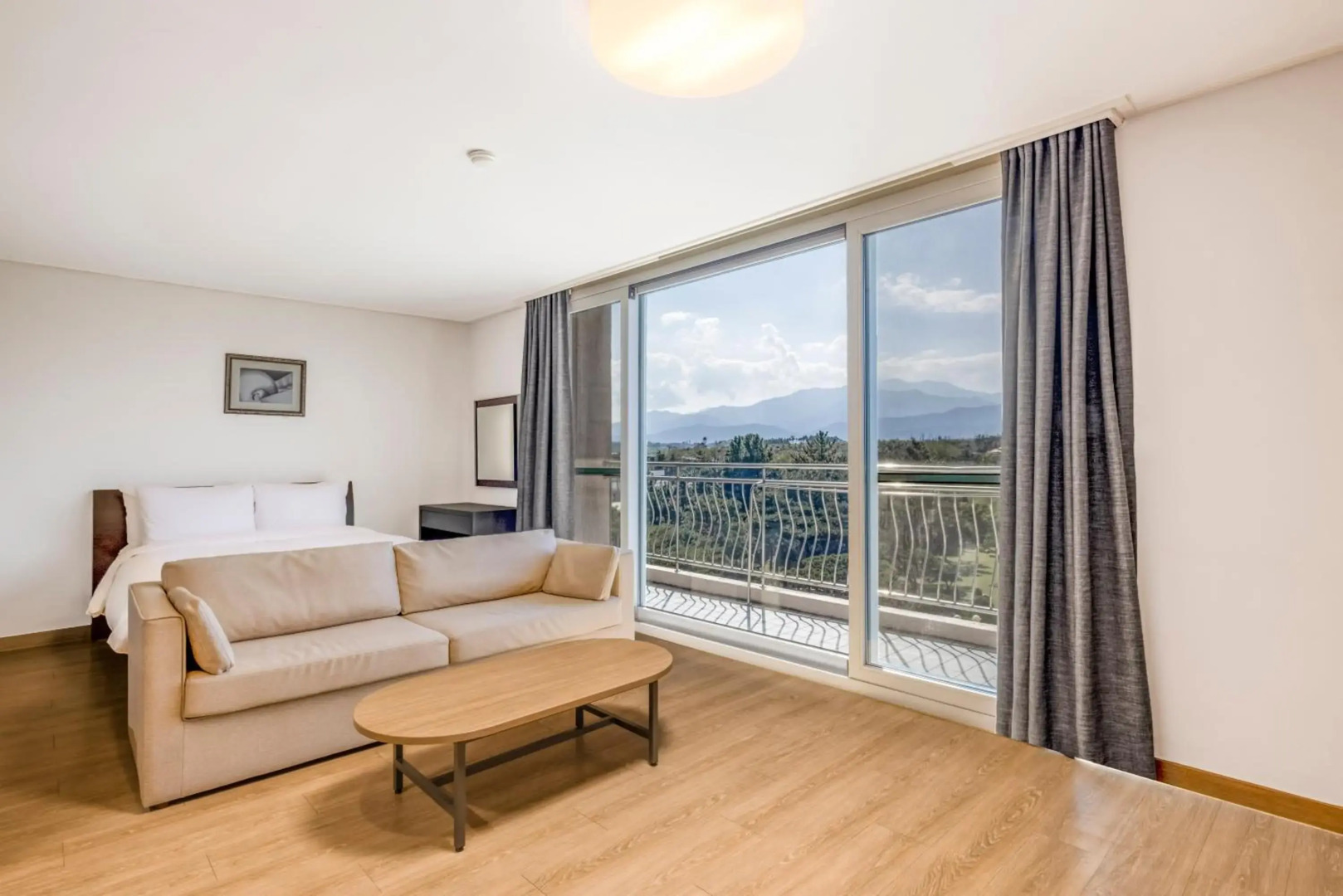 Kensington Resort Seorak Beach