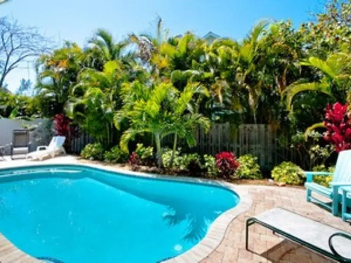 Holly Hideaway