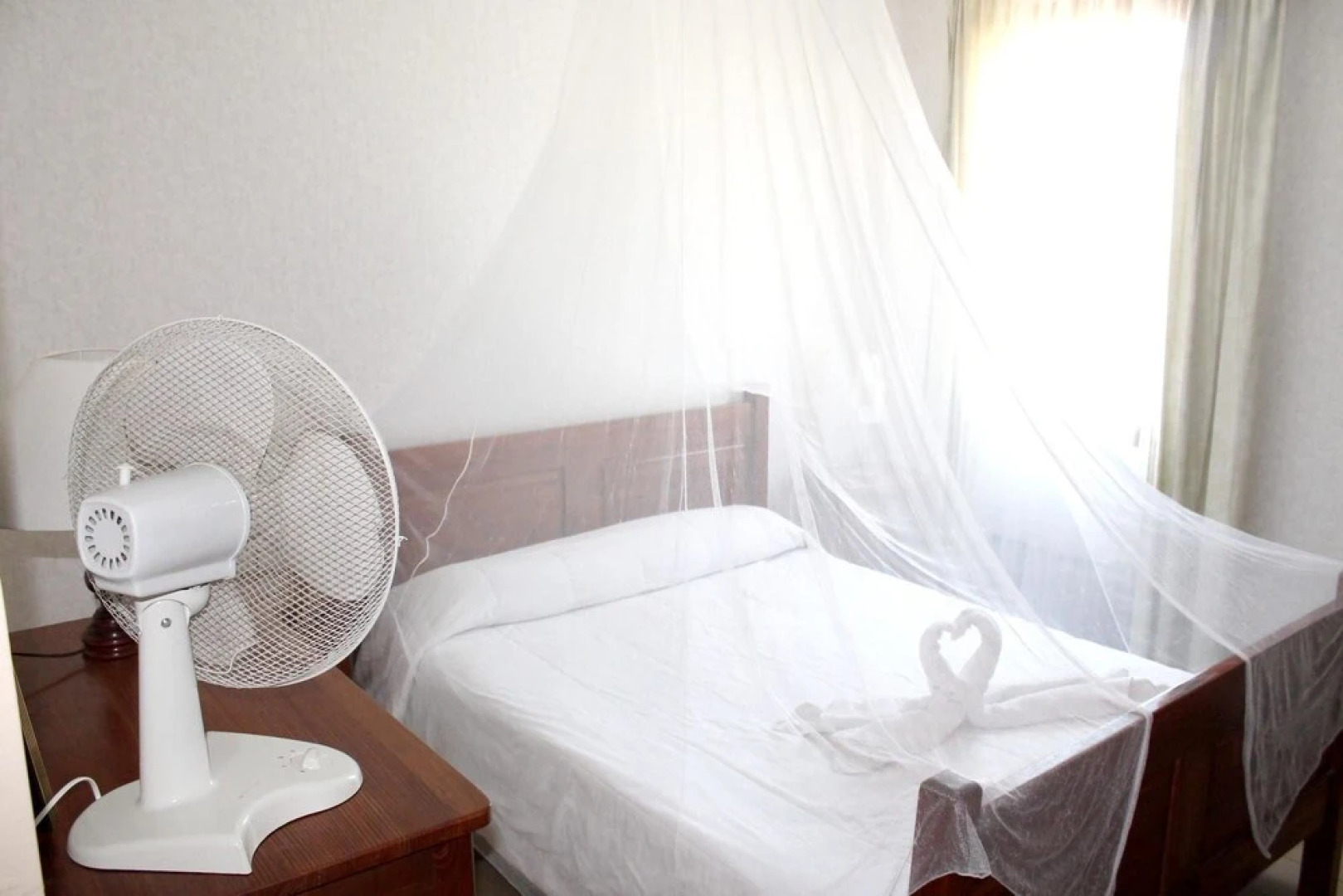 House With one Bedroom in Saint-martin-d'ardèche, With Wonderful Mount