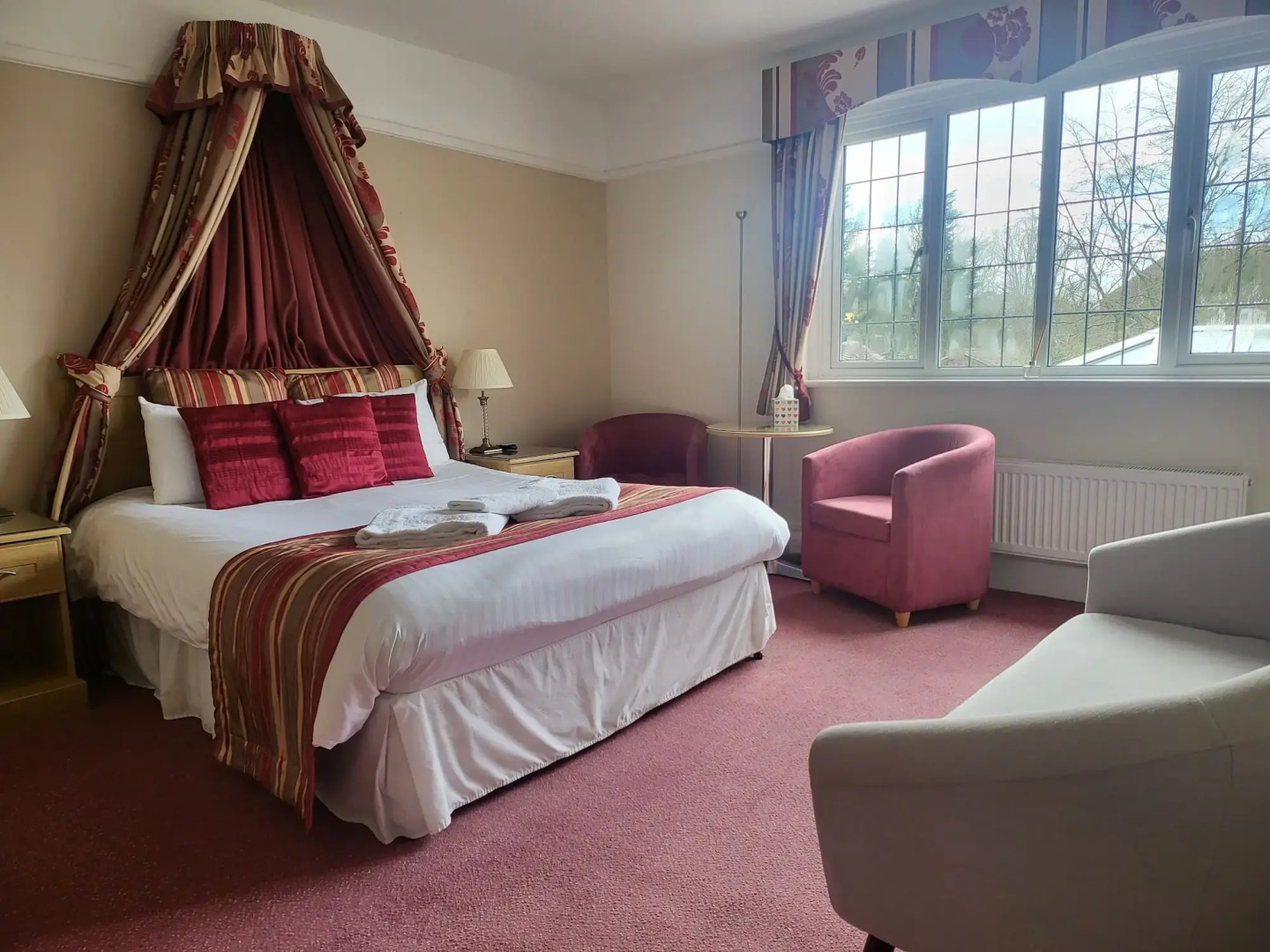 Little Silver Country Hotel