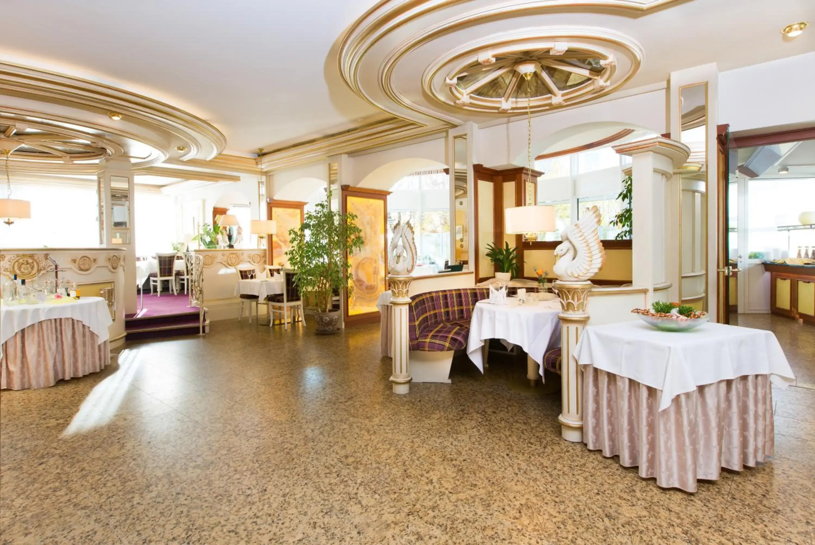 Akzent Hotel Restaurant Altdorfer Hof