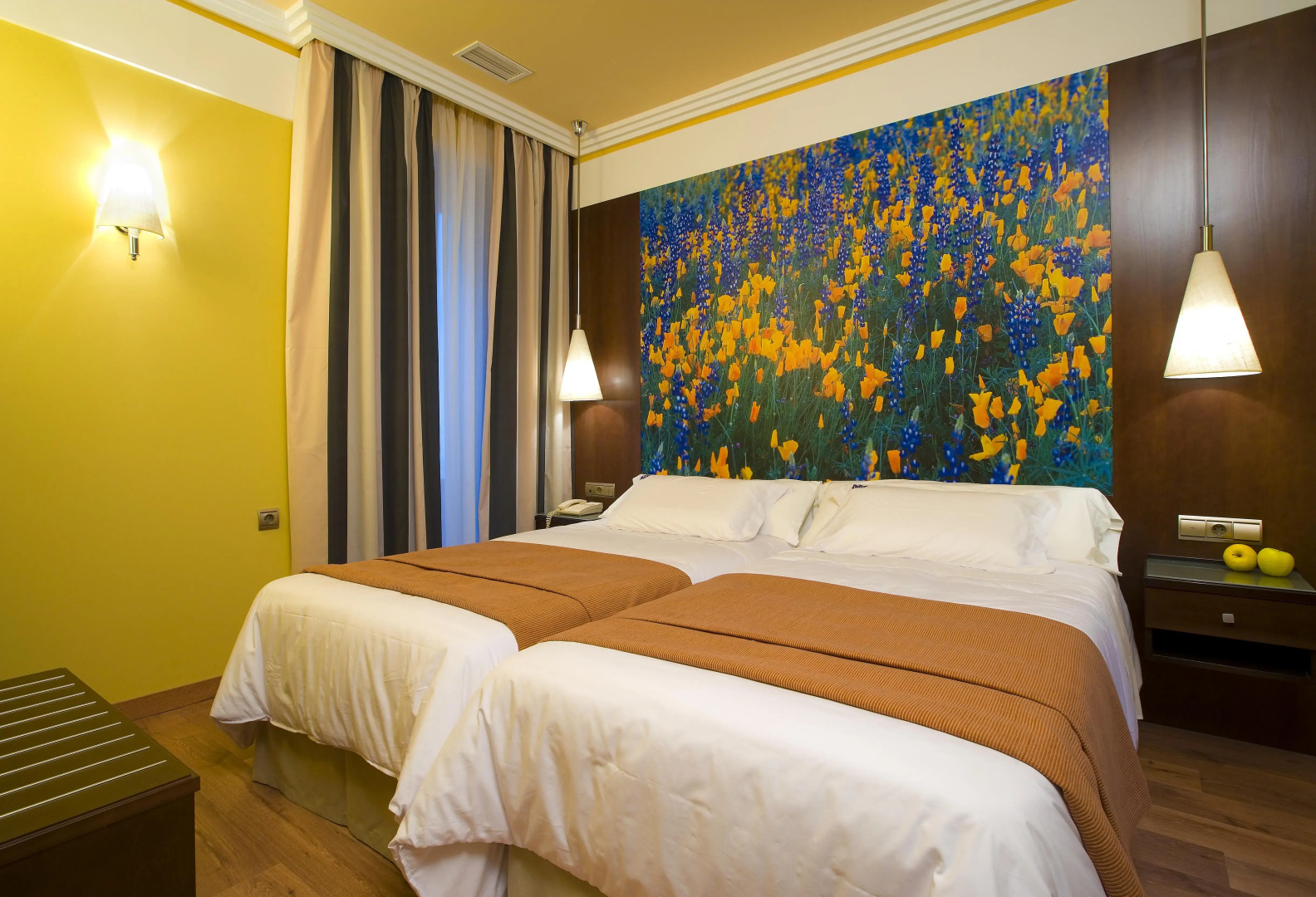 Suites Gran Via 44 Apartahotel