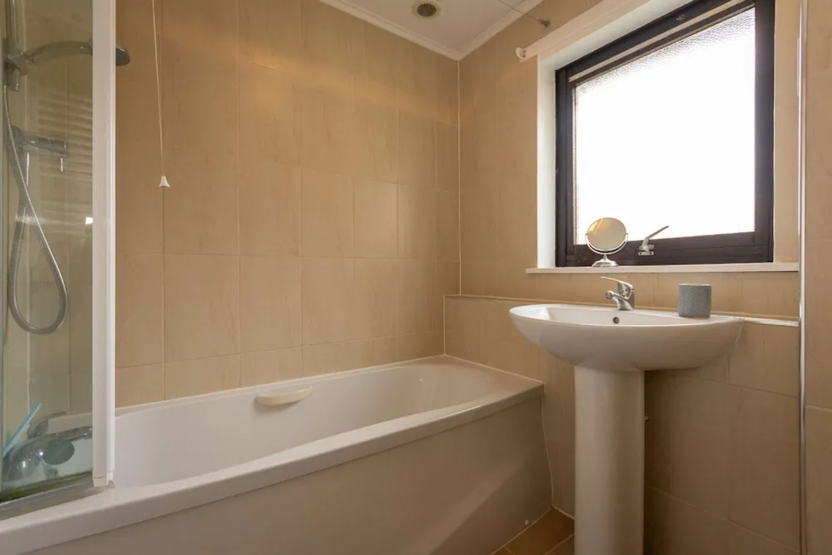 Central House St Andrews Sleeps 8