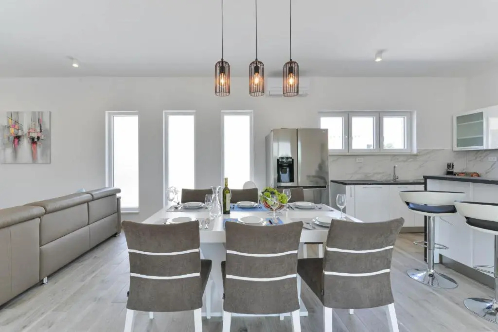 Luxury villa with pool near the beach 2