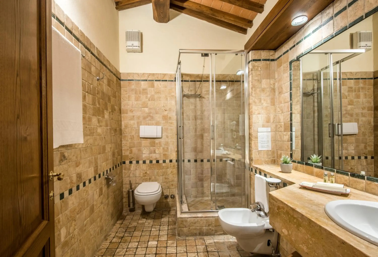 Palazzo Squarcialupi