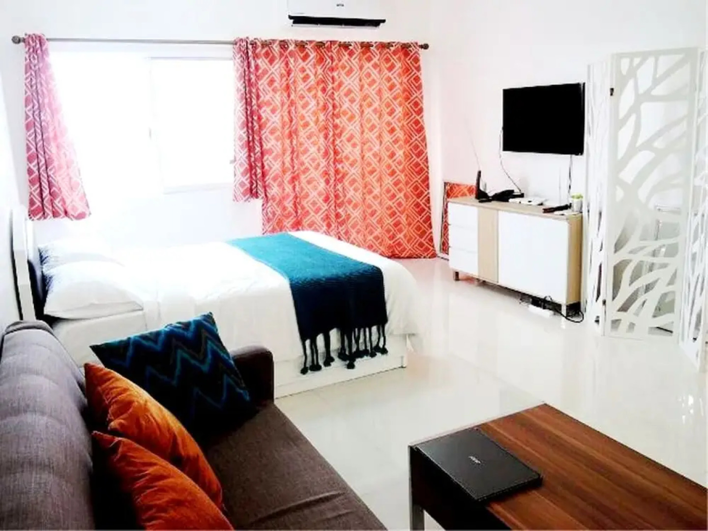 Touristation @ Crowne Bay Tower