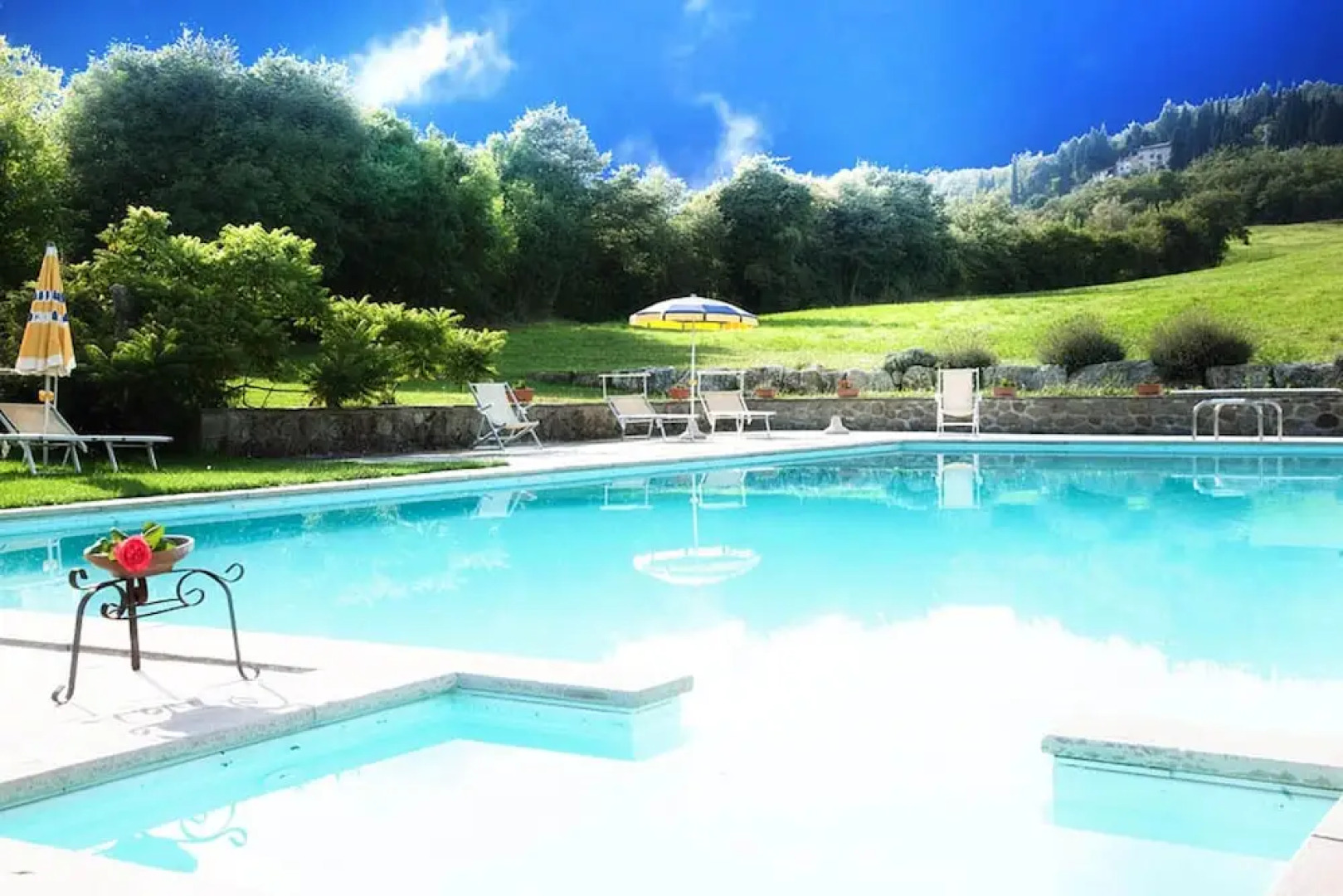 Apartment With 3 Bedrooms in Caprese Michelangelo, With Pool Access