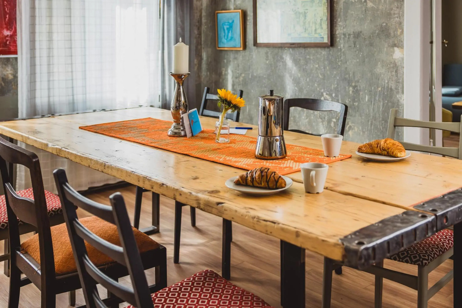 Charmante Altbau-Wohnung zwischen Altstadt und Klinikum mit Parkplatz