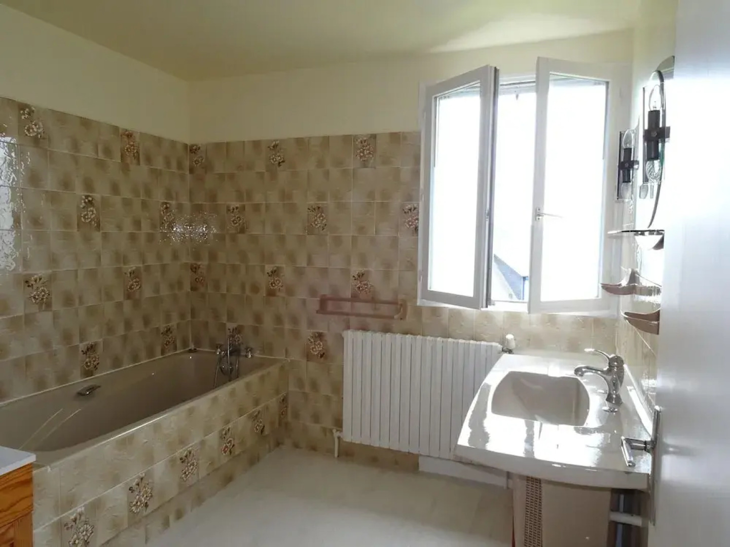 Holiday Home Near Goelo Coast & Beaches