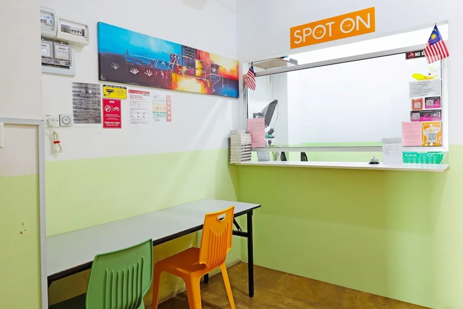 SPOT ON 89805 The Traveler Home