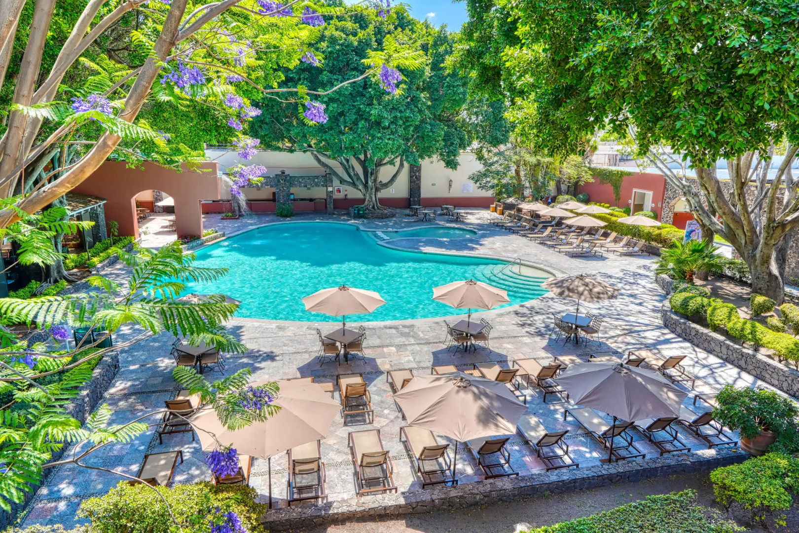 Hacienda Jurica by Brisas