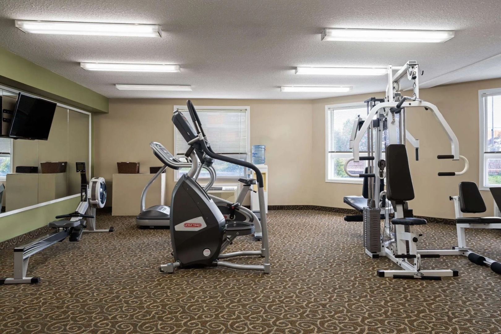 Super 8 by Wyndham Sherwood Park/Edmonton Area