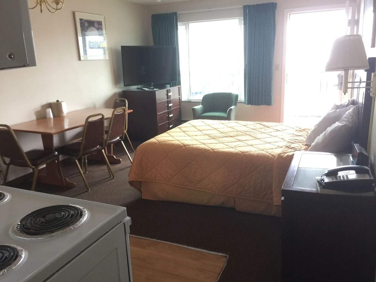 Astoria Rivershore Motel