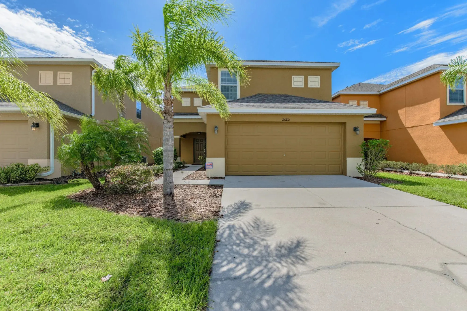 4 bed House/w pool & Garage