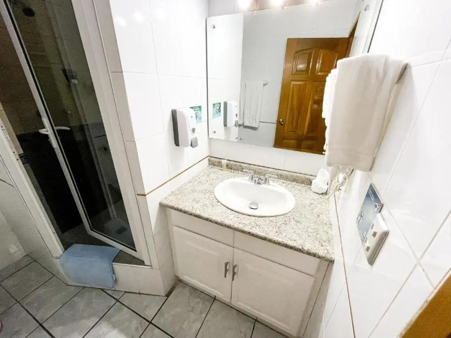 Aparthotel Guijarros