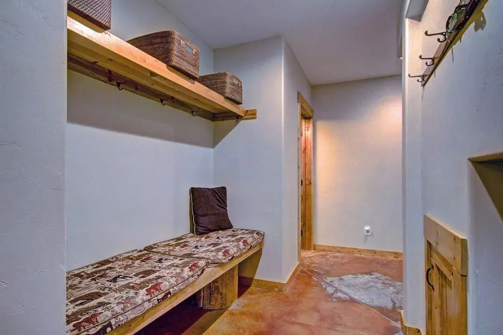 Timber Ridge Lodge by RedAwning