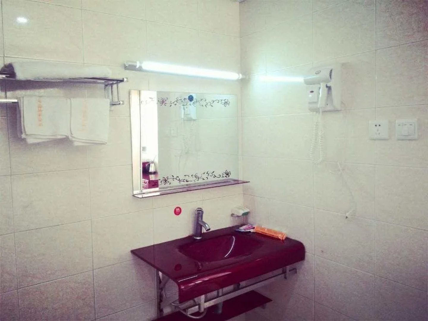 Shangri-La Jinshiyuan Business Hotel