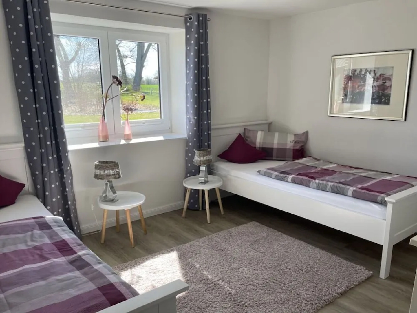 Spacious Apartment With Balcony