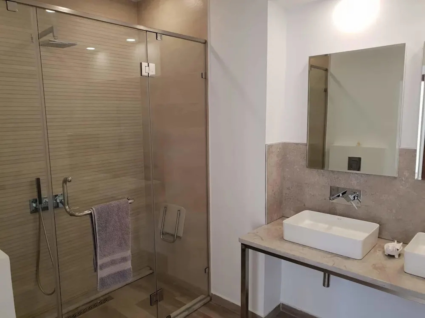 Très belle villa contemporaine