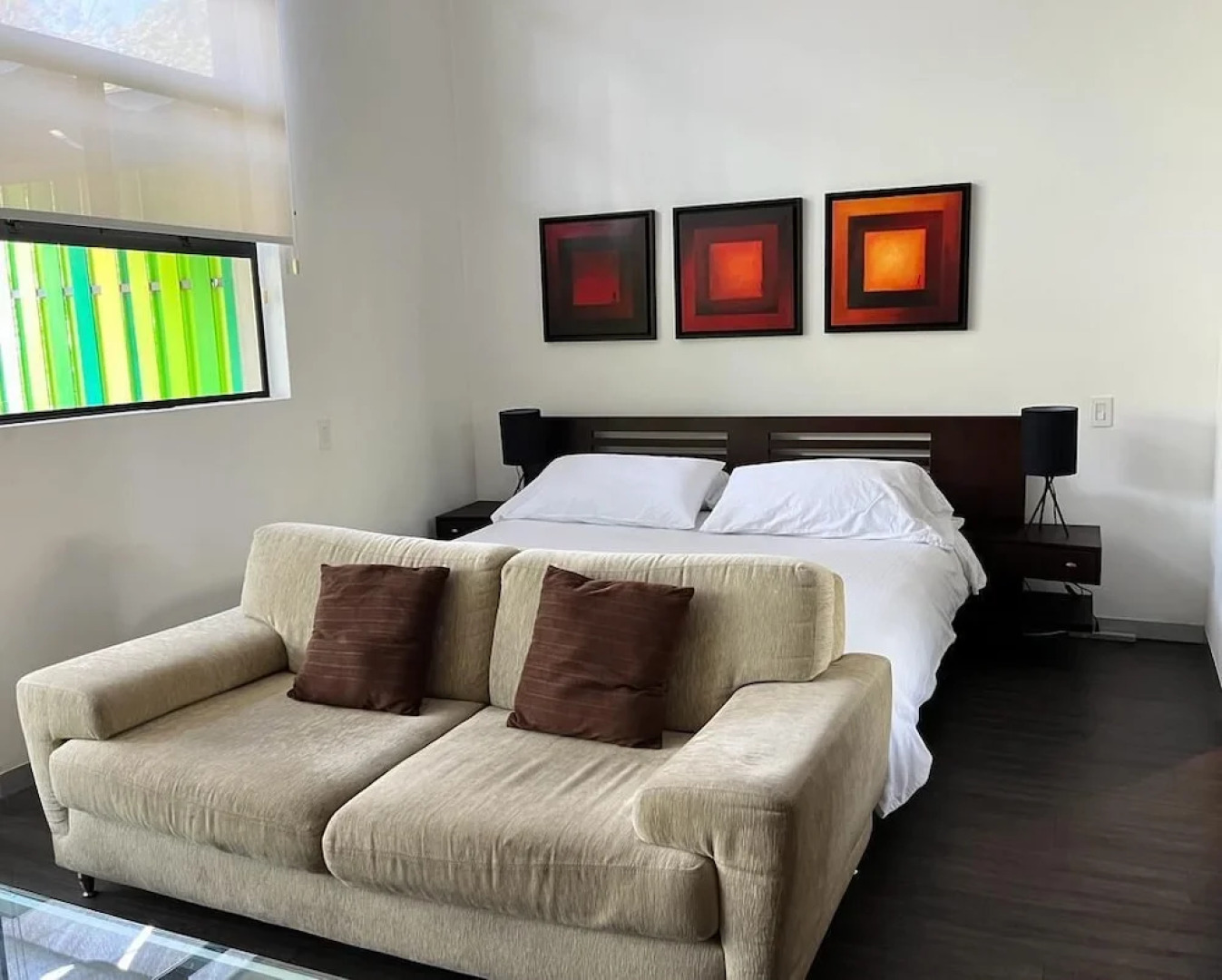 BEE Suites Santa Ana