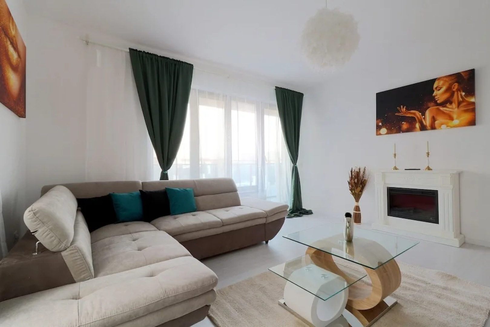 Ambasad’Or Home & Apartments