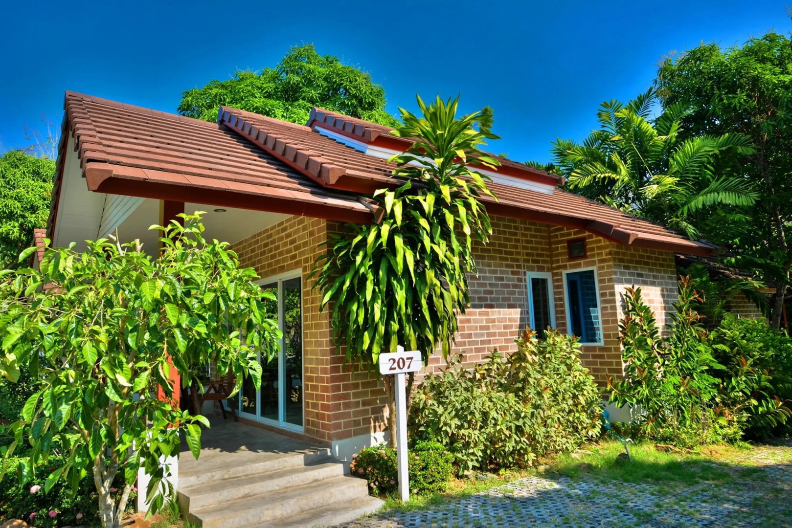 Theerama Cottage Resort