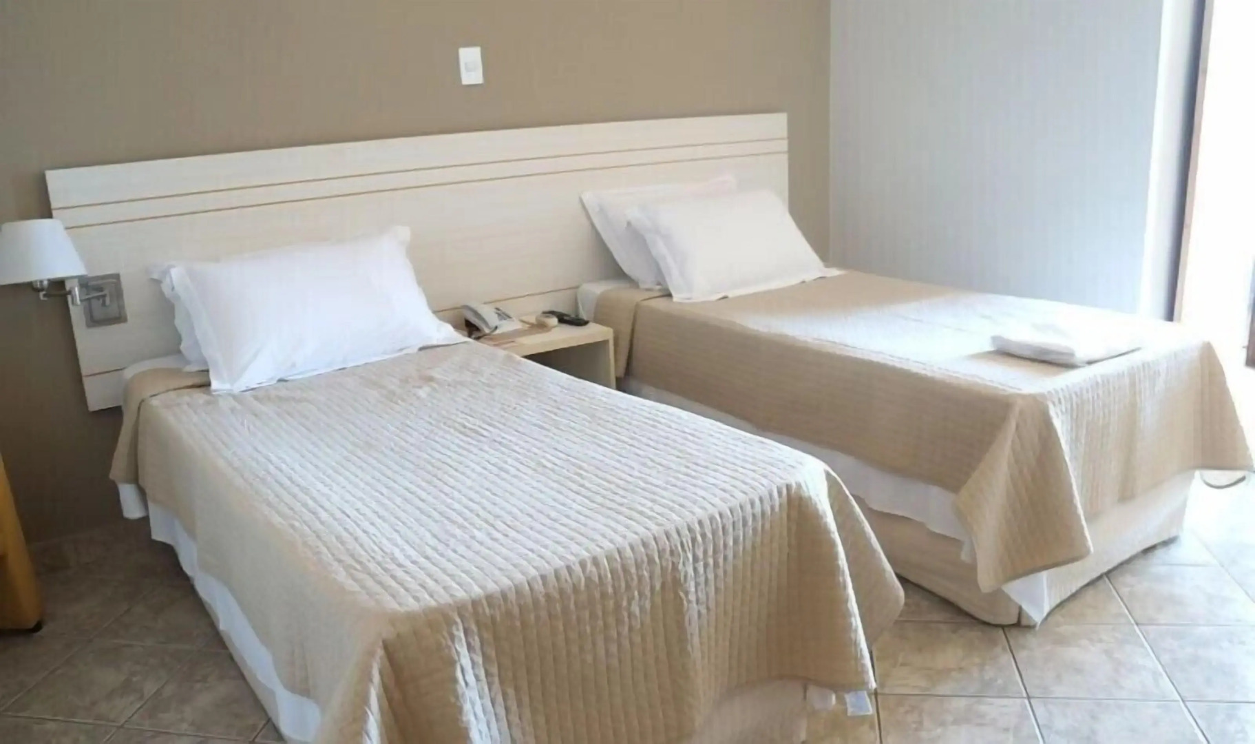 Manhuaçu Center Hotel