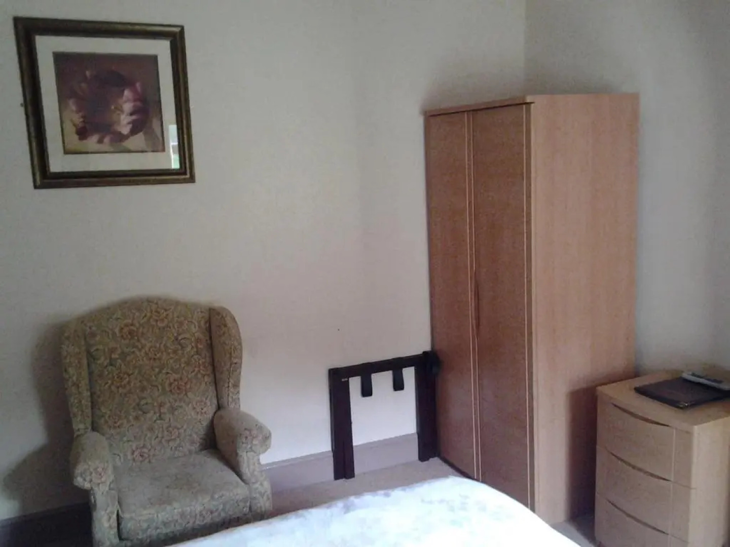 Nomi Rooms & Restaurant