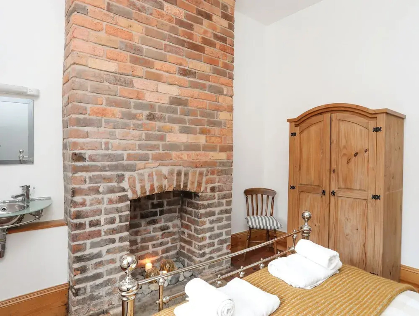 West Point Lynas Lighthouse Keeper's Cottage