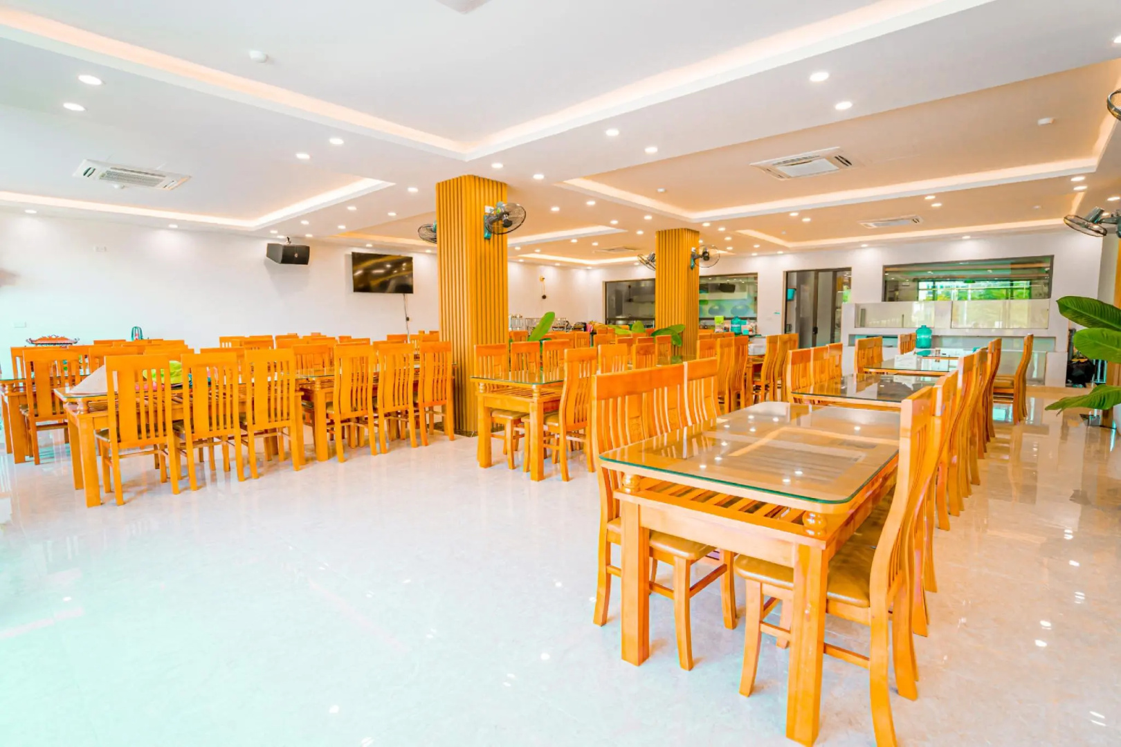 Quang Vinh Hotel