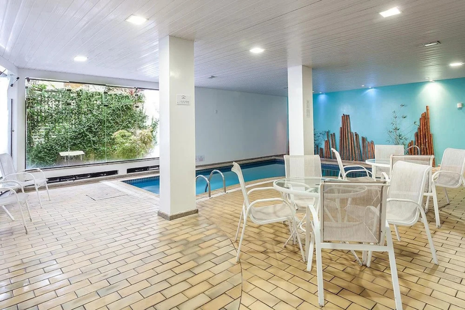 Monthez Hotel & Eventos