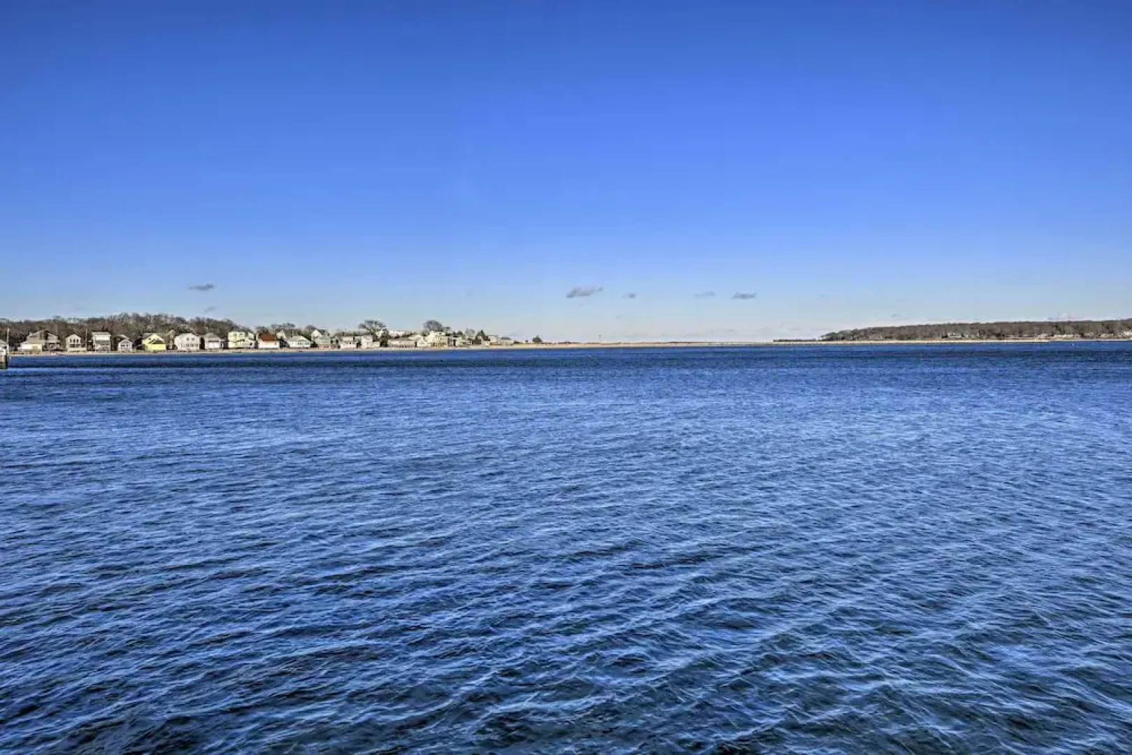 Quaint DT Greenport Apt - 2 Mi to Shelter Island!