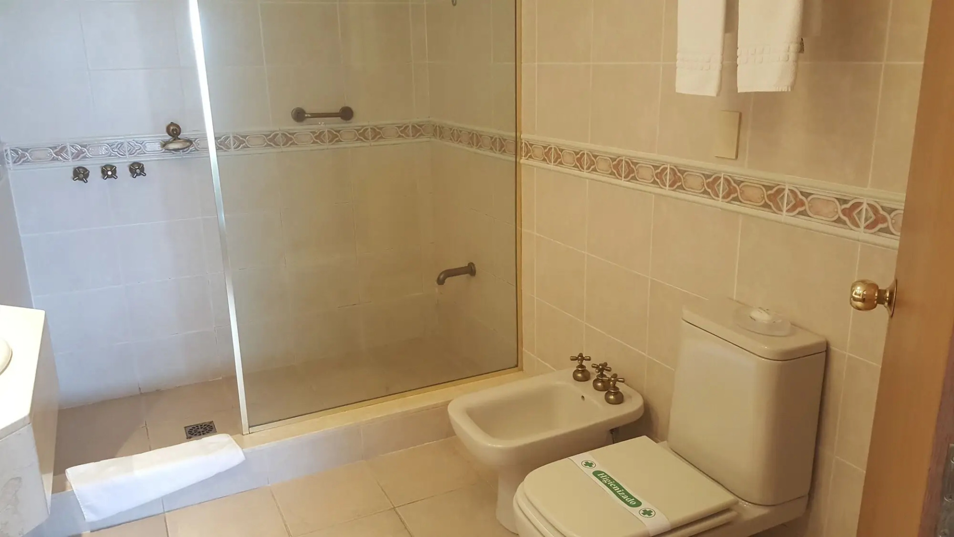 Hotel del Lago Golf & Art Resort