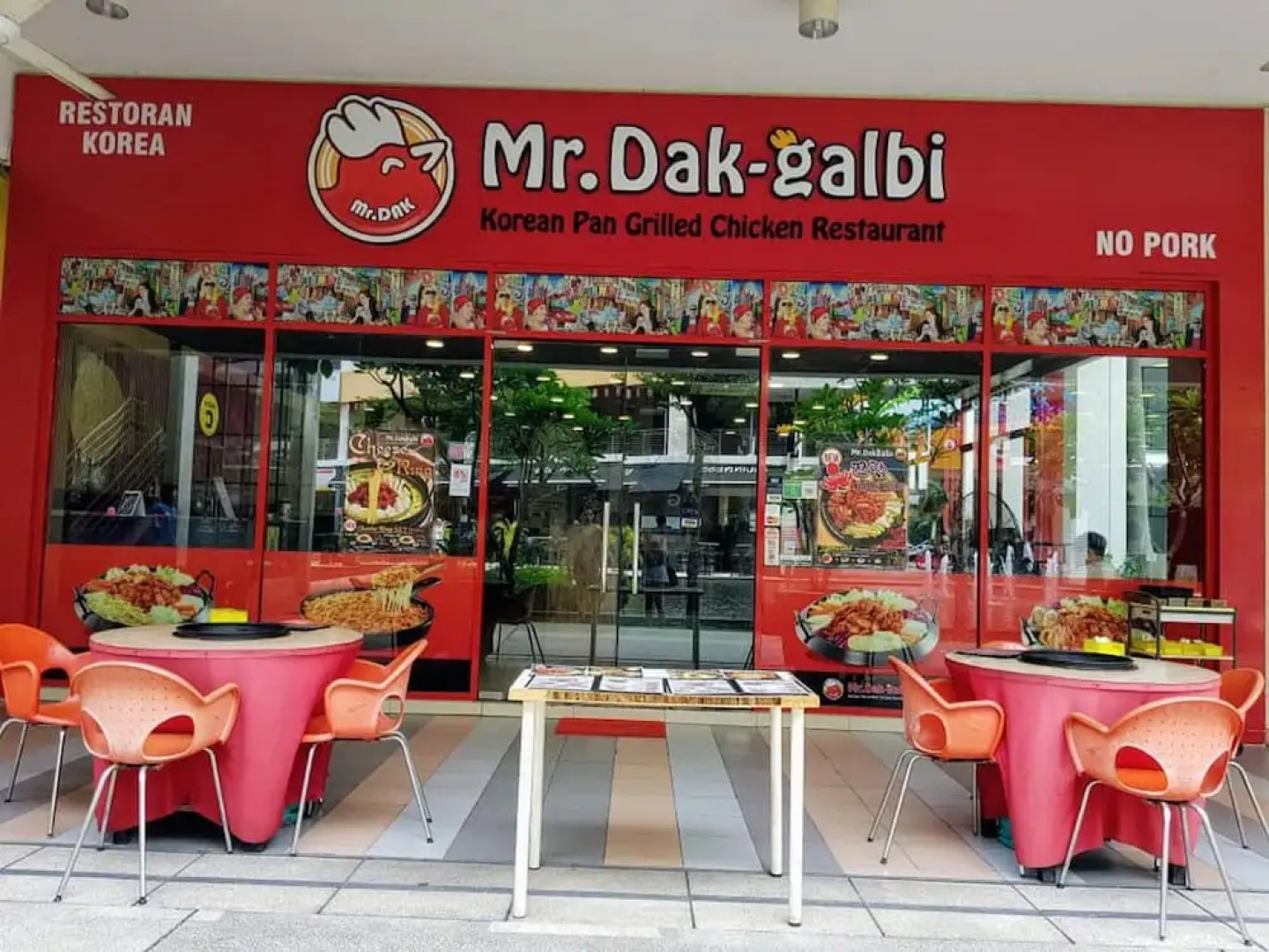 Puchong 8-12 pax Cozy Apartment IOI