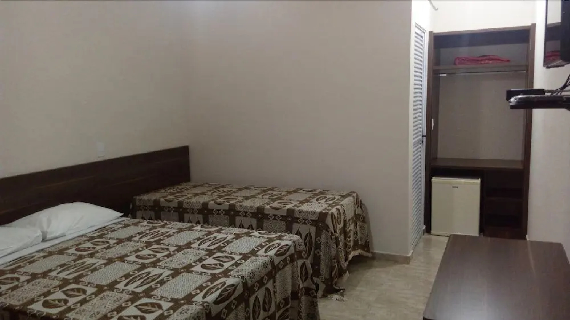 Chalés Pousada Encantos da Serra