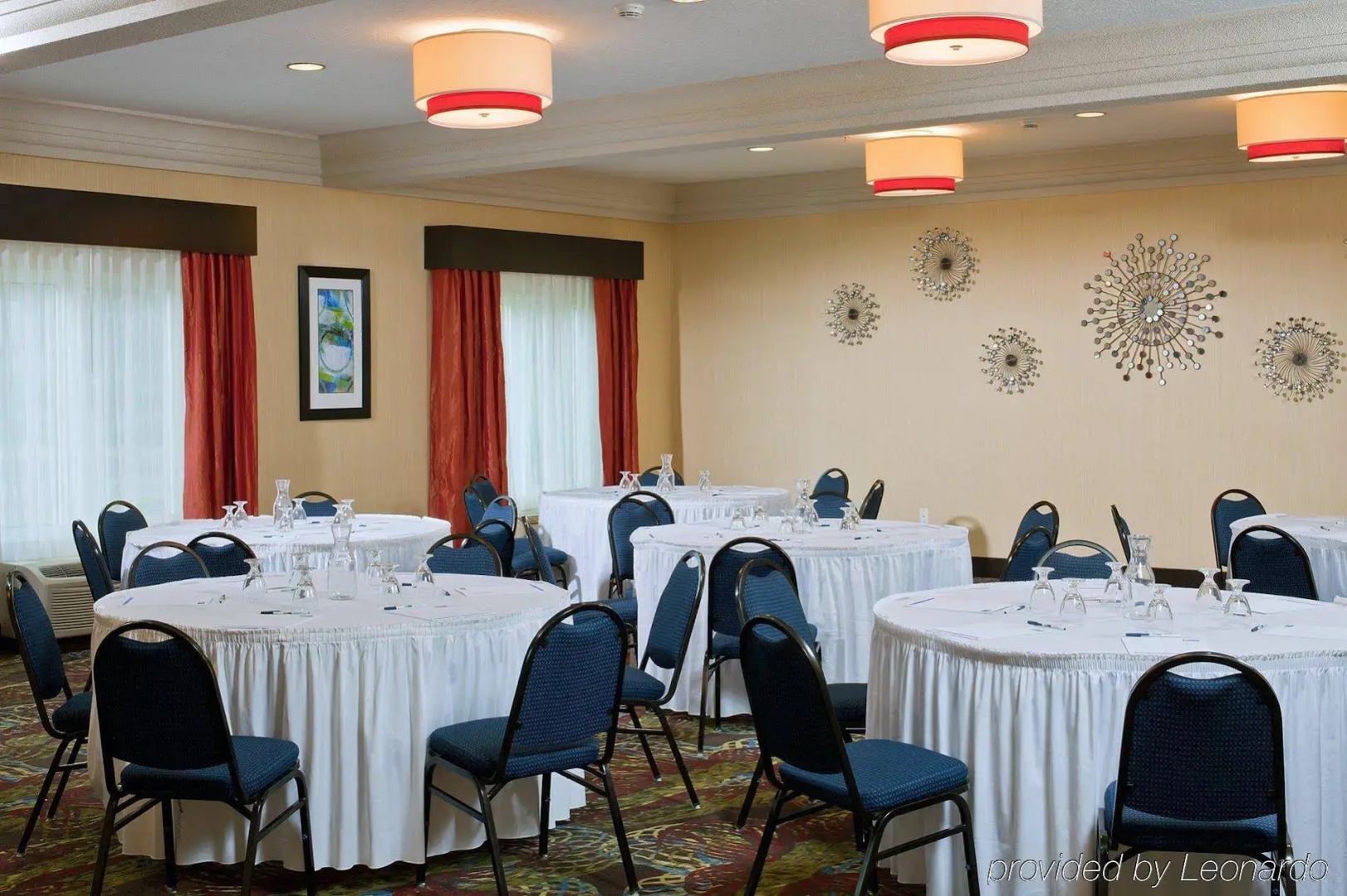 Holiday Inn Express Hotel & Suites Saginaw by IHG