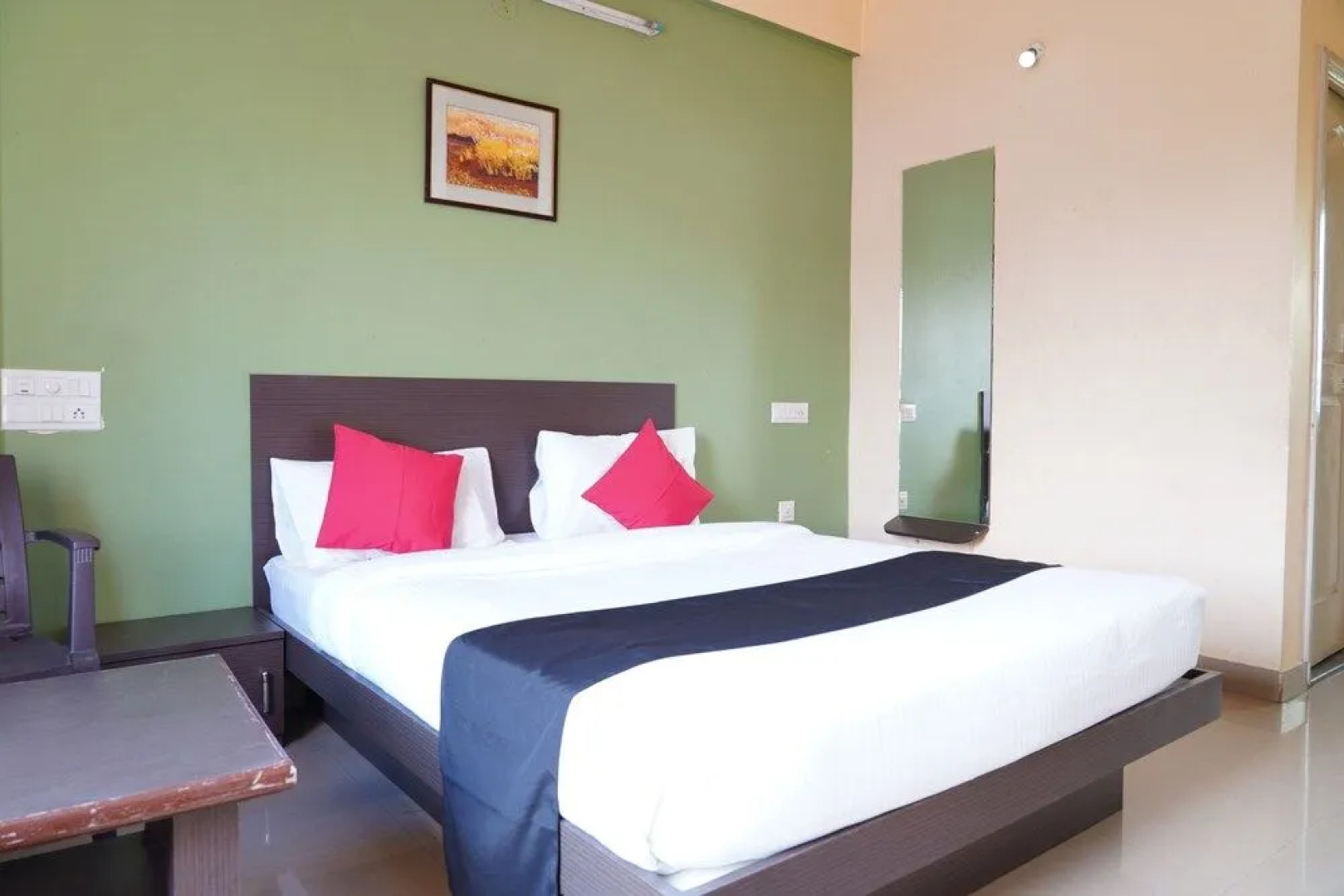 SPOT ON 41441 Chinthu Comforts