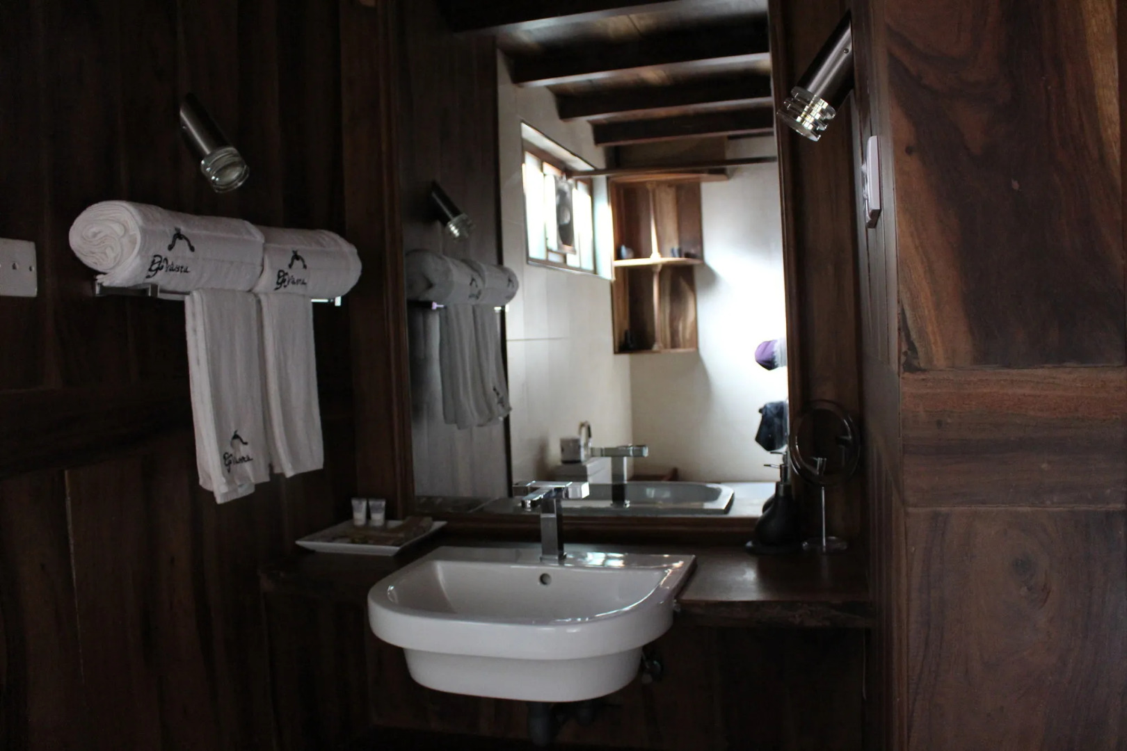 Avasta Resort and Spa